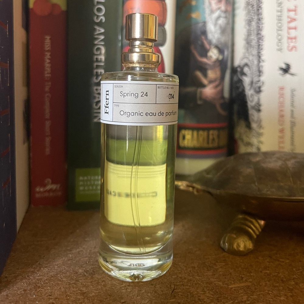 Ffern Spring 24 Bottle (no packaging)